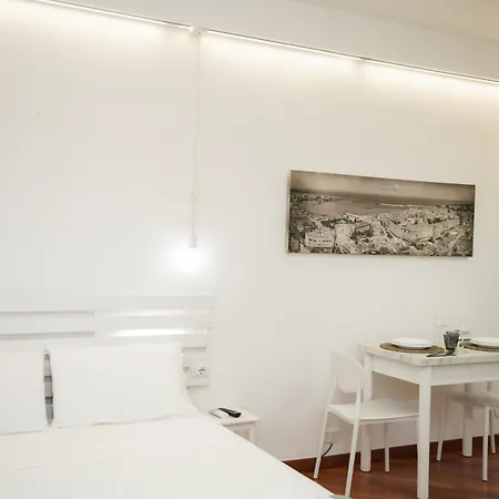 Due Metri Sopra Al Mare Appartement *