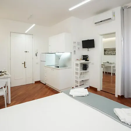 Due Metri Sopra Al Mare * 오트란토