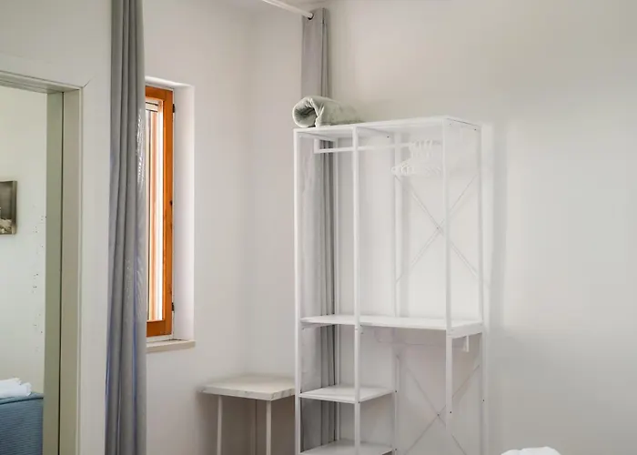 Due Metri Sopra Al Mare Apartment