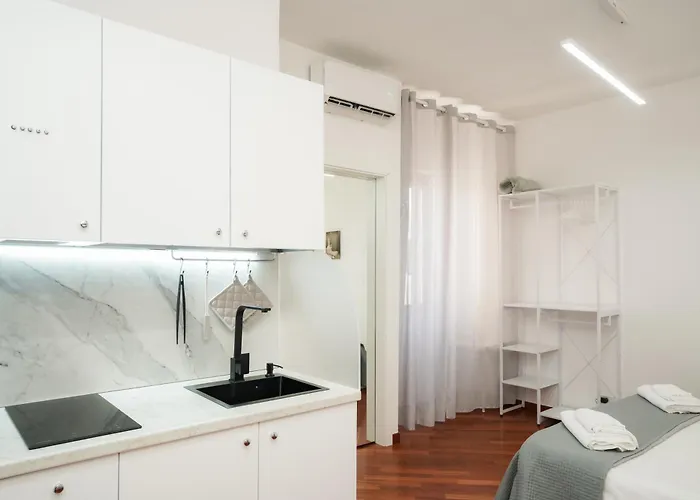 Due Metri Sopra Al Mare Apartment